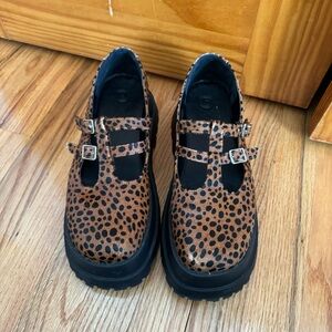 Cheetah Leopard Print Platform Loafer Shoes - Brown and Black with Buckles